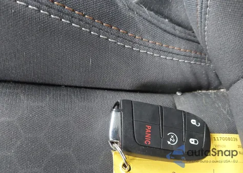 2018 Jeep Compass Sport 4X4 z USA, uszkodzony, nr VIN 3C4NJDAB1JT398379